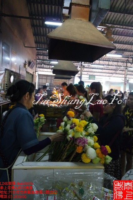 龍婆所通這邊蠟燭